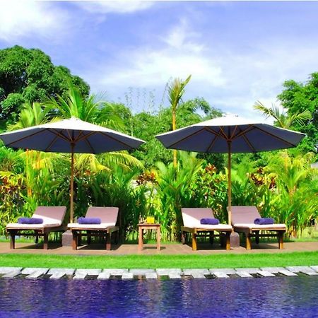 M Two Villas Seminyak Εξωτερικό φωτογραφία