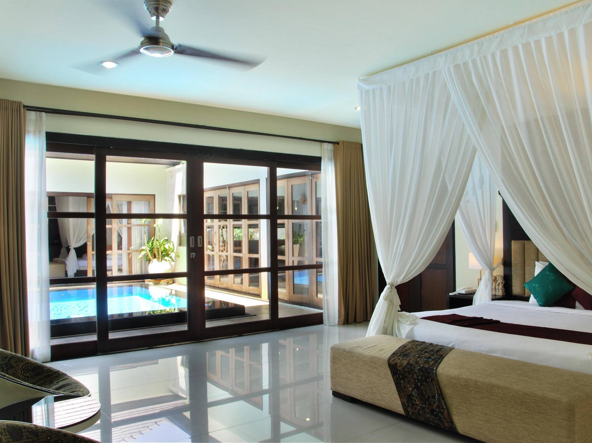 M Two Villas Seminyak Εξωτερικό φωτογραφία