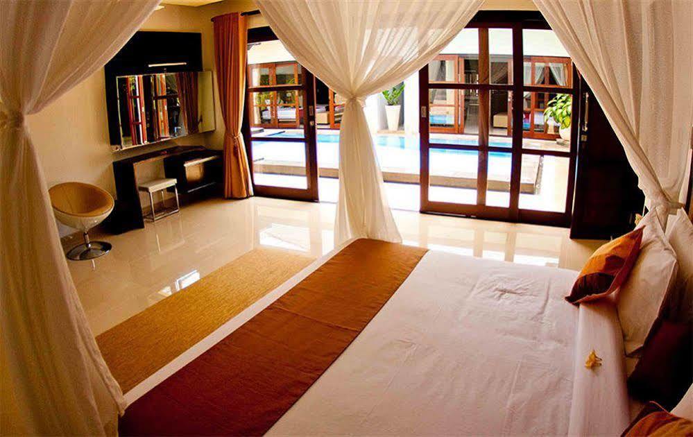 M Two Villas Seminyak Εξωτερικό φωτογραφία