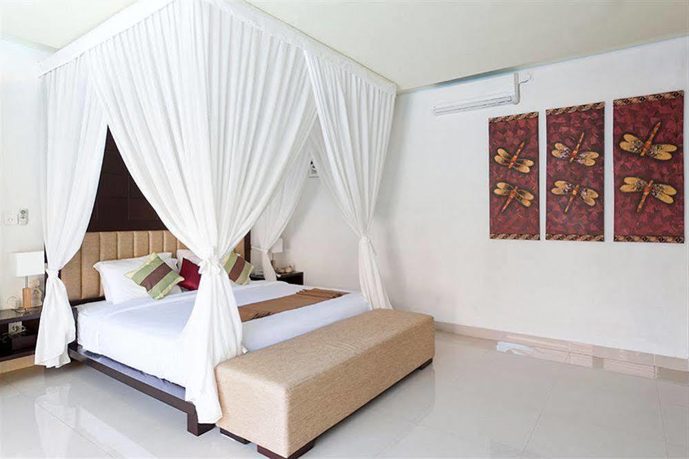 M Two Villas Seminyak Εξωτερικό φωτογραφία